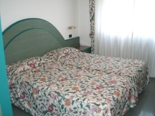 Albergo Ristorante Il Delfino Новара Екстериор снимка